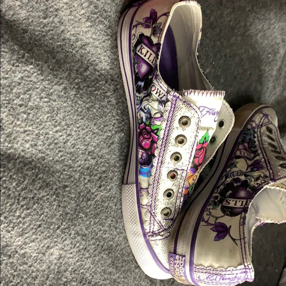 Ed Hardy shoes ( no strings)